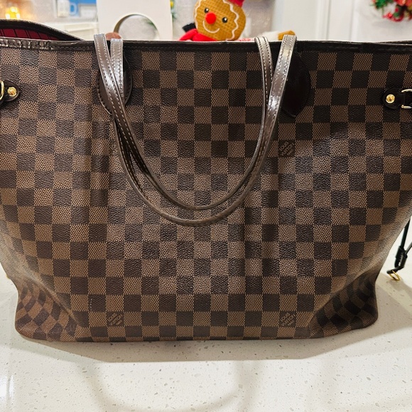 Louis Vuitton Neverfull Bag - Picture 1 of 10